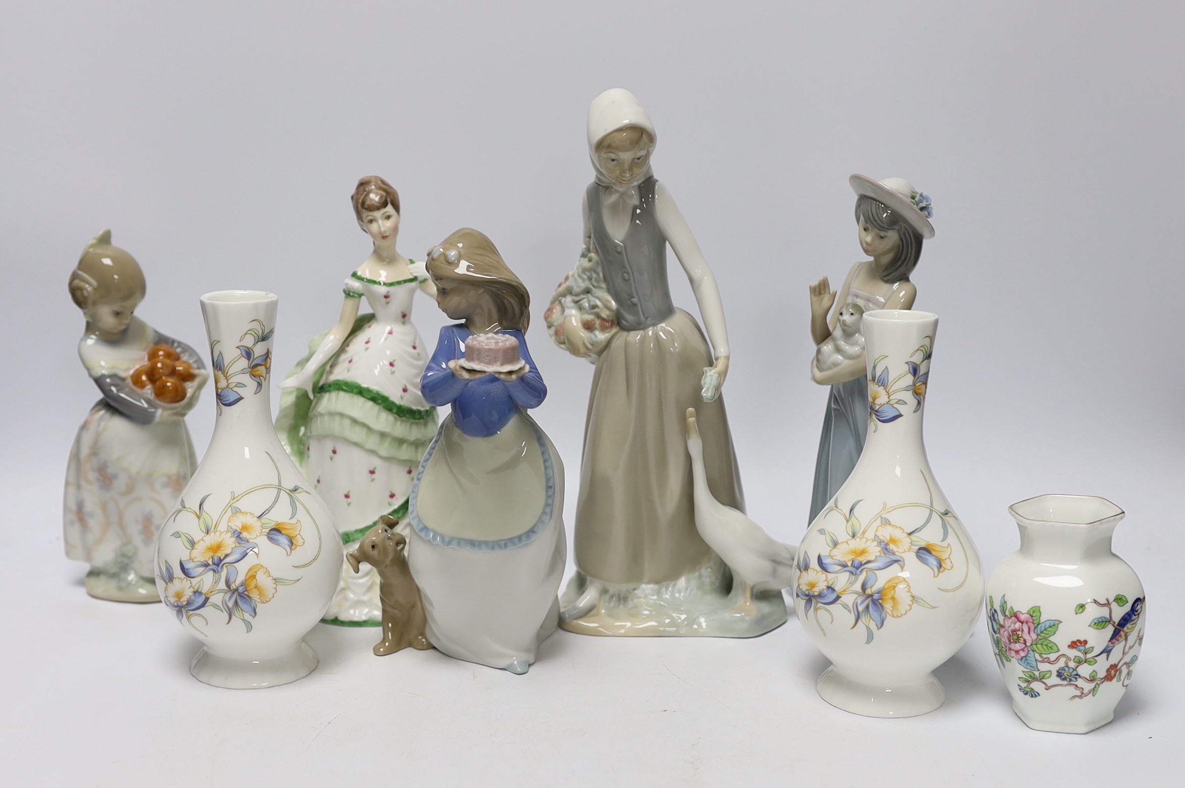 A quantity of various ceramics, glass and collectables including Aynsley, Doulton, Lladro, Nao etc, largest 24cm high